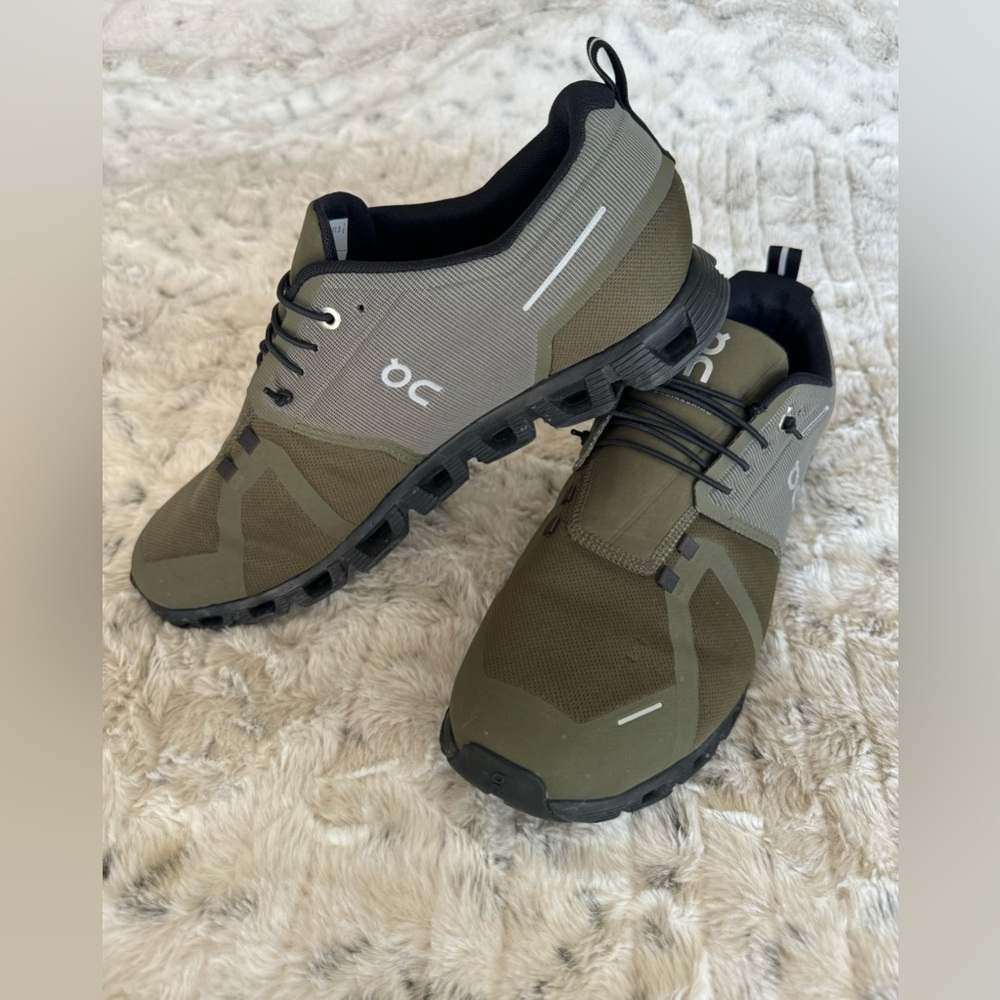 🩵On Cloud Men's Waterproof Athletic Shoes Size 12🩵